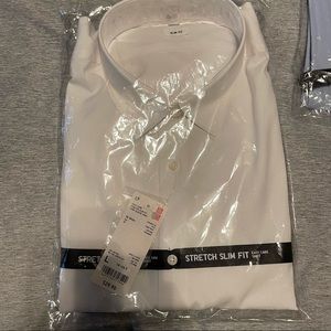 Uniqlo button down shirts